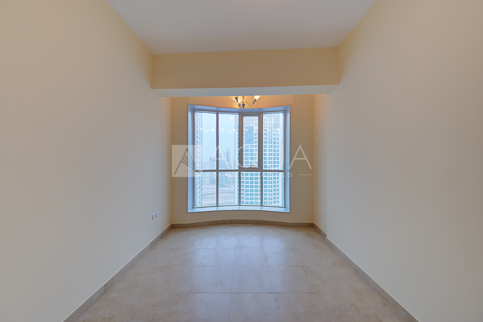 1+Study l UnFurnished l Higher Floor    