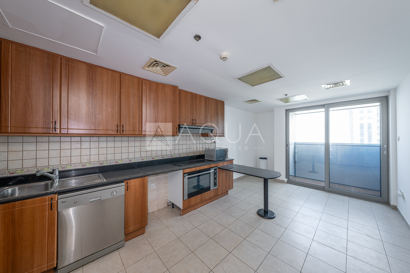 Stunning Palm View l High Floor l Spacious