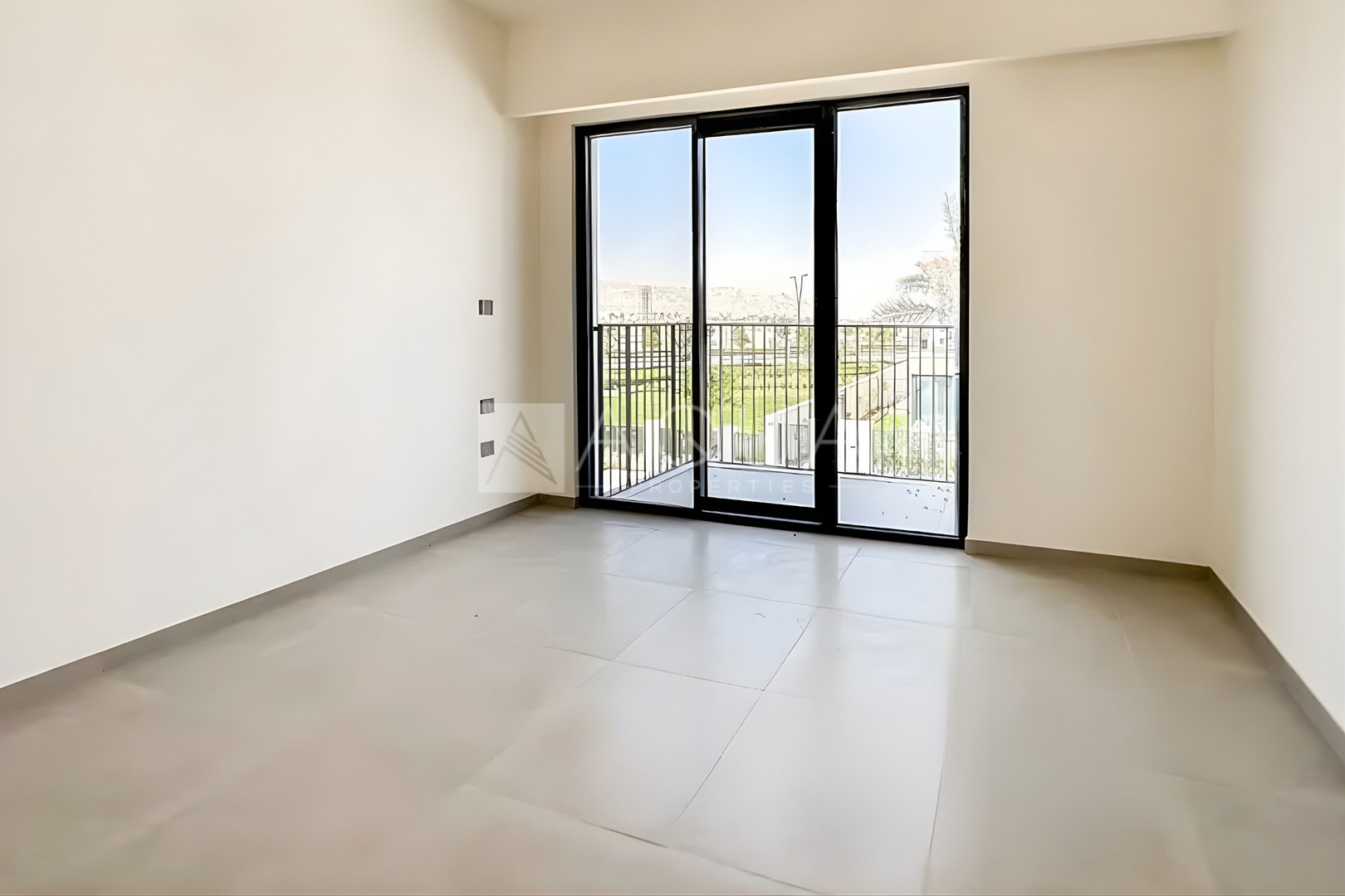 PARK FACING | PRIME LOCATION | SPACIOUS 