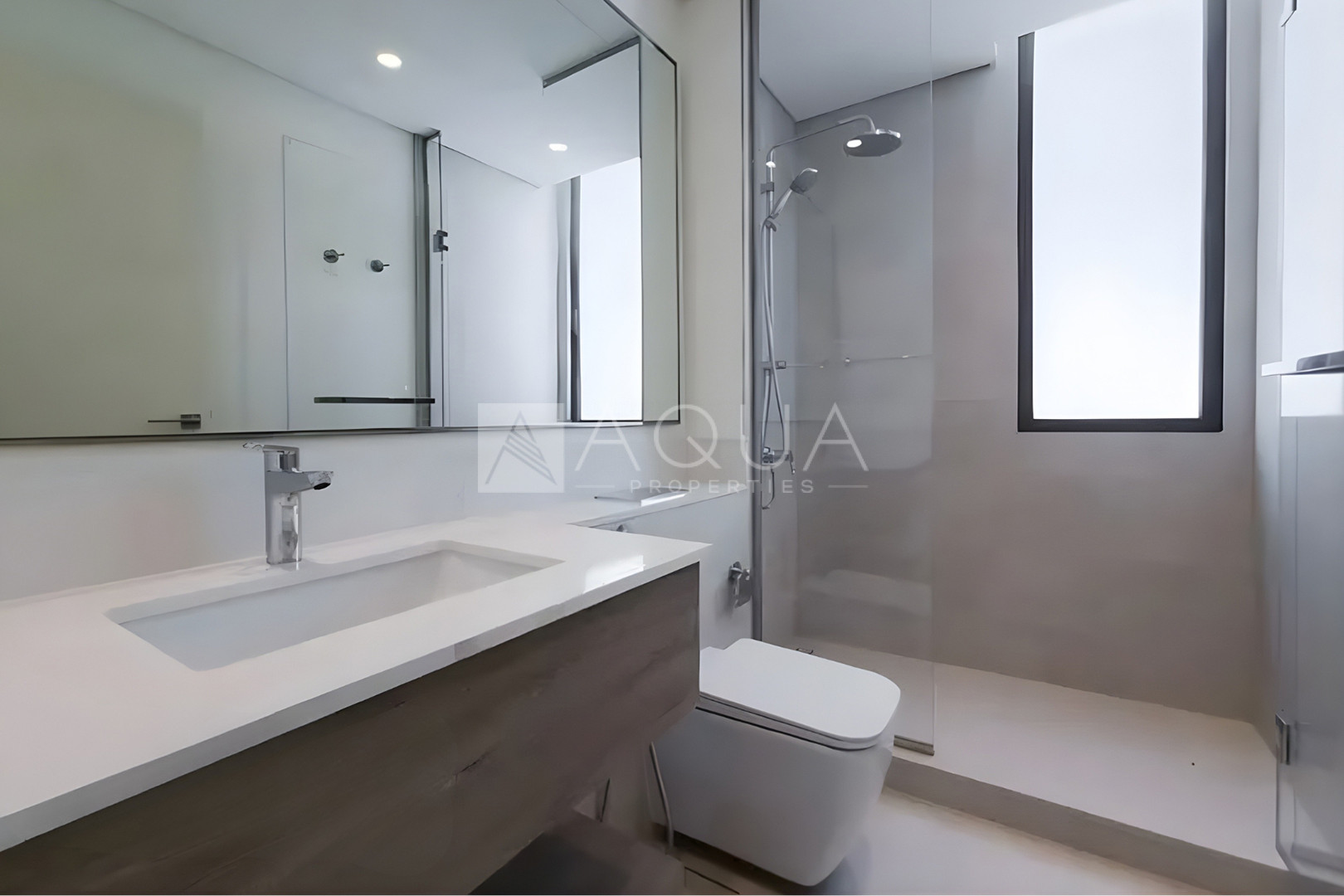 PARK FACING | PRIME LOCATION | SPACIOUS 