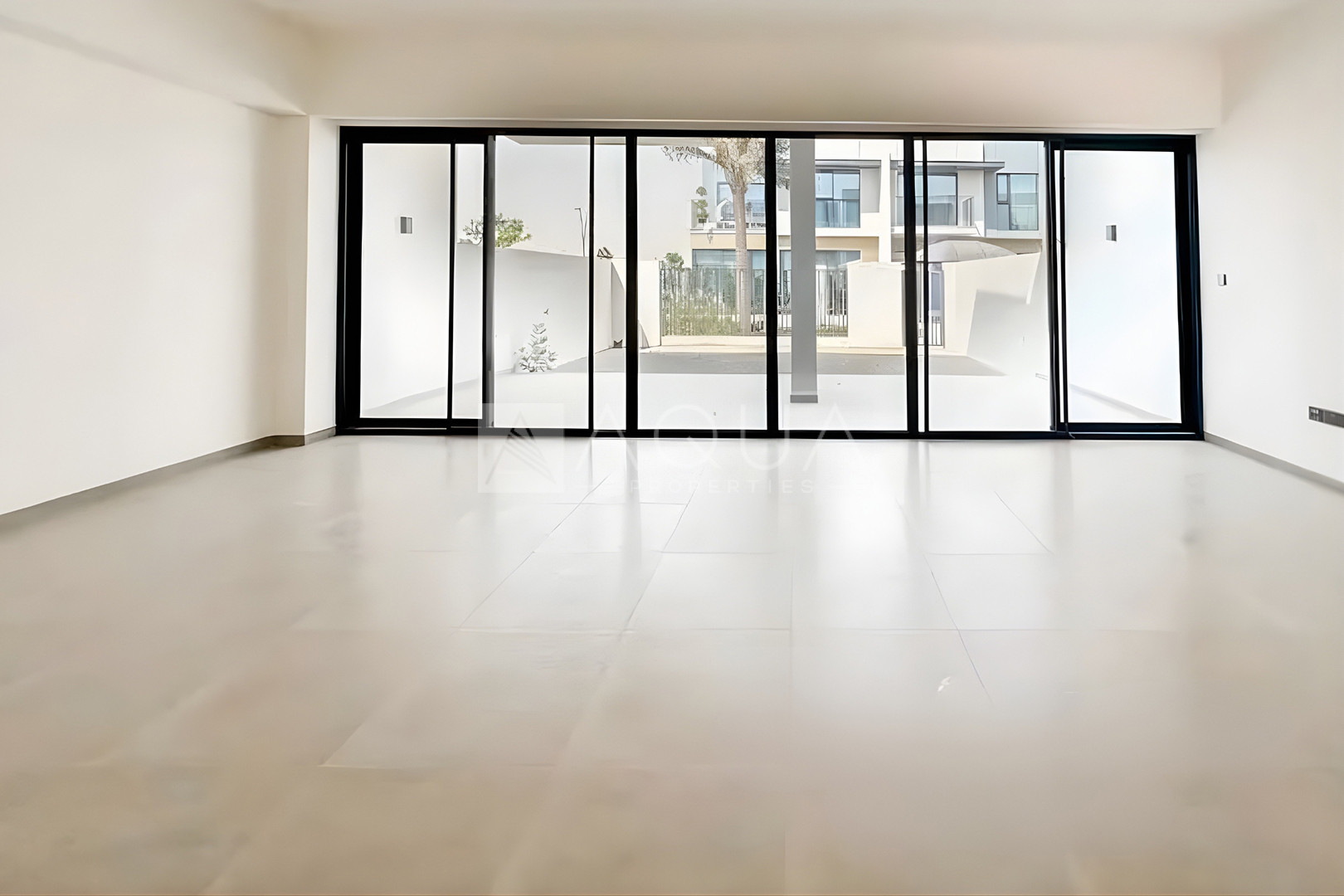 PARK FACING | PRIME LOCATION | SPACIOUS 