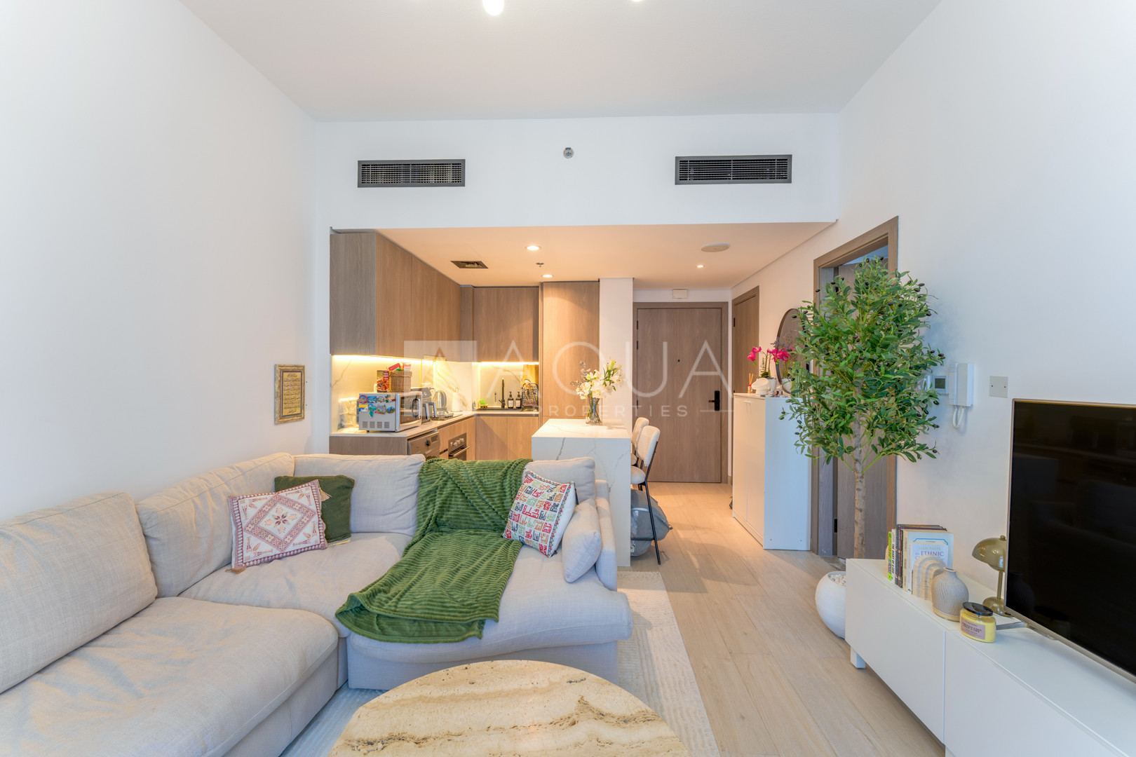 Investment Opportunity  1-Bedroom | POOL VIEW | Rented 