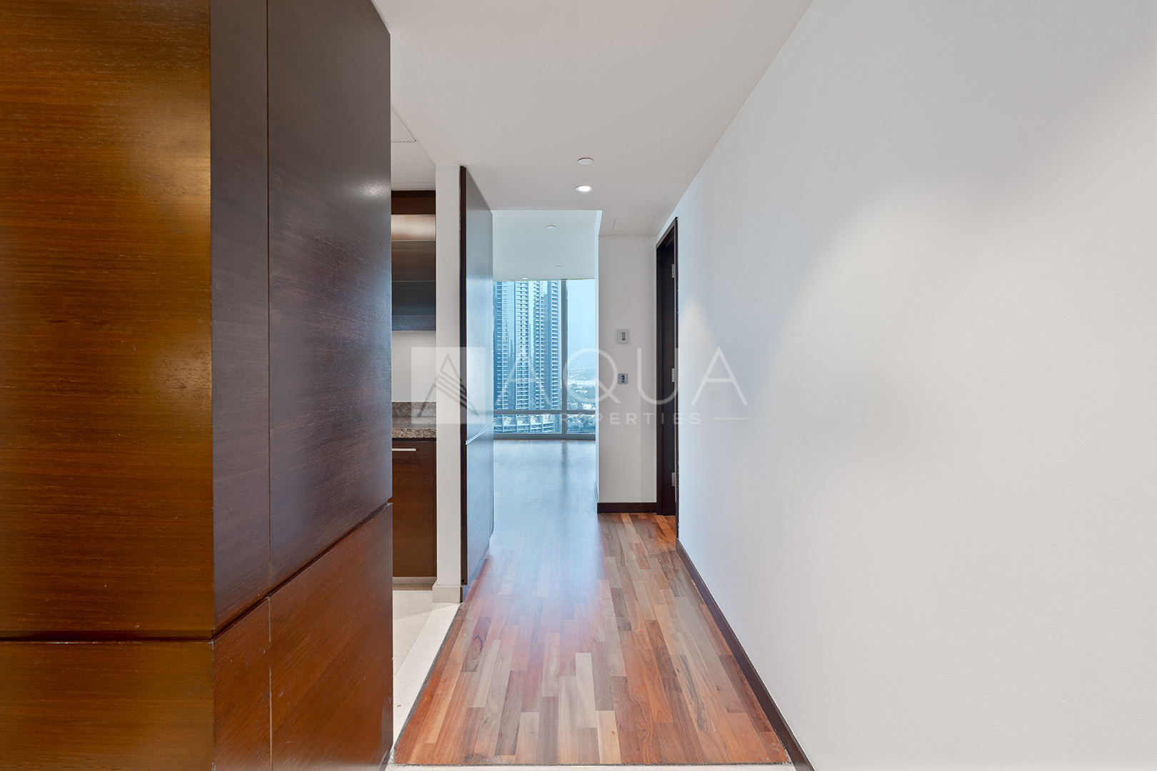 ELEGANT 3BR + MAID | LUXURY | VACANT    