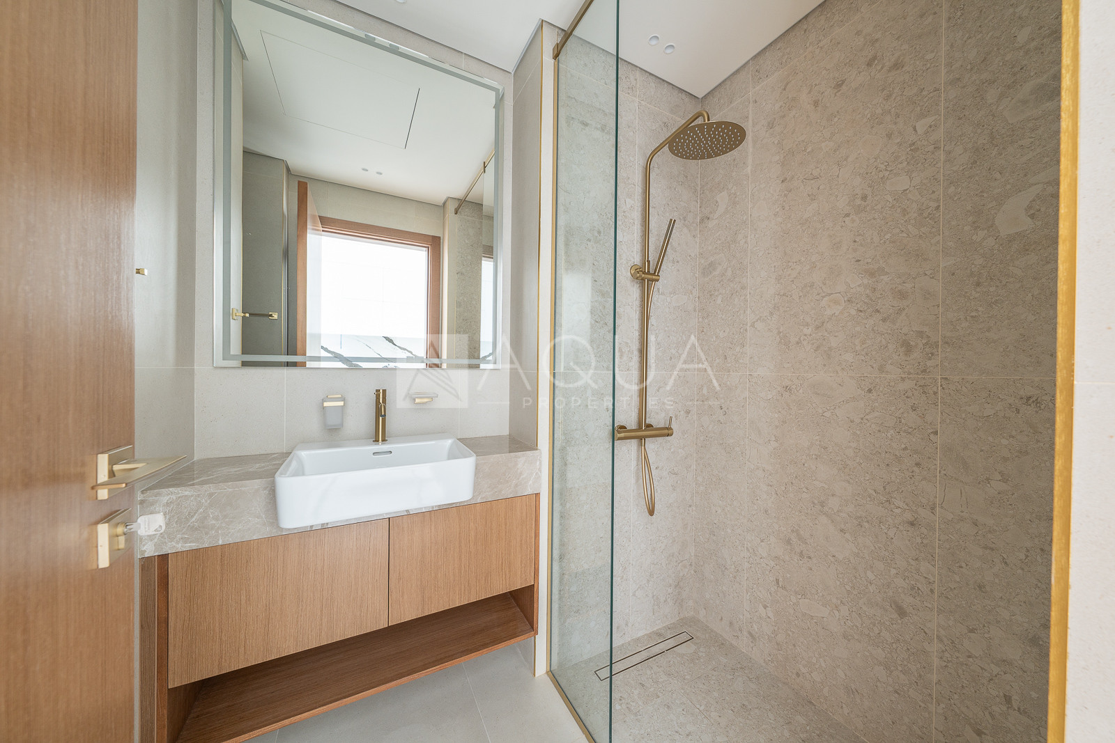 Full Canal View | Furnished | Private Jacuzzi