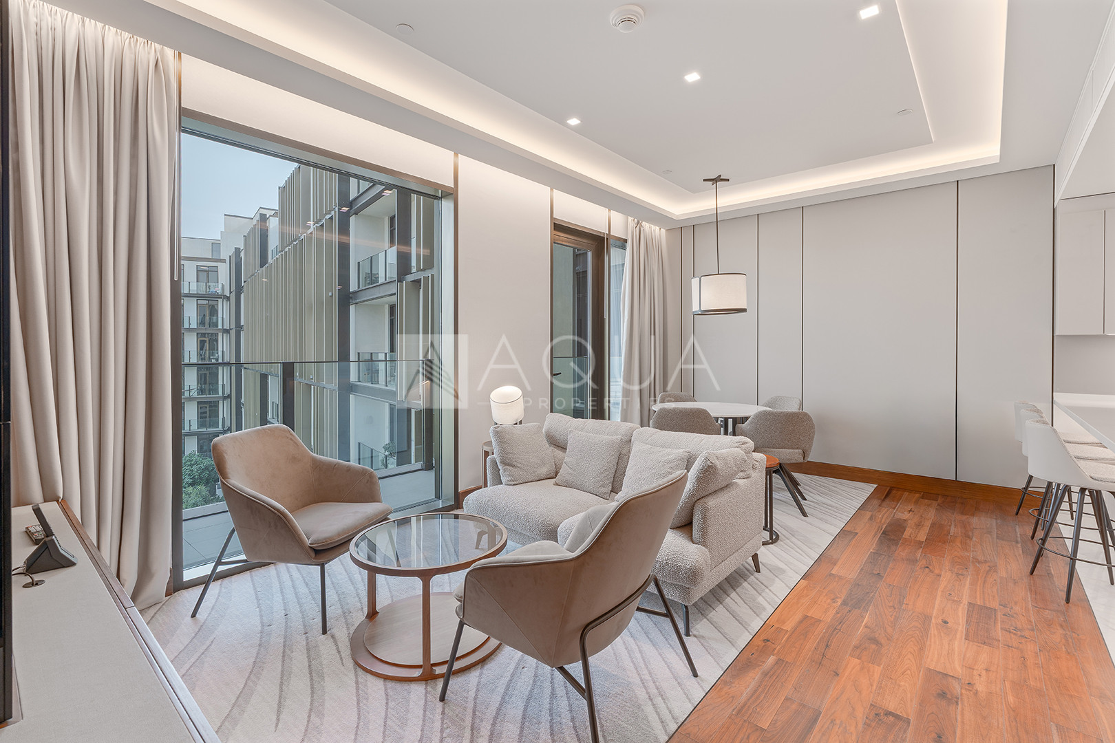 Skyline Living | 1-Bedroom | Waterfront 