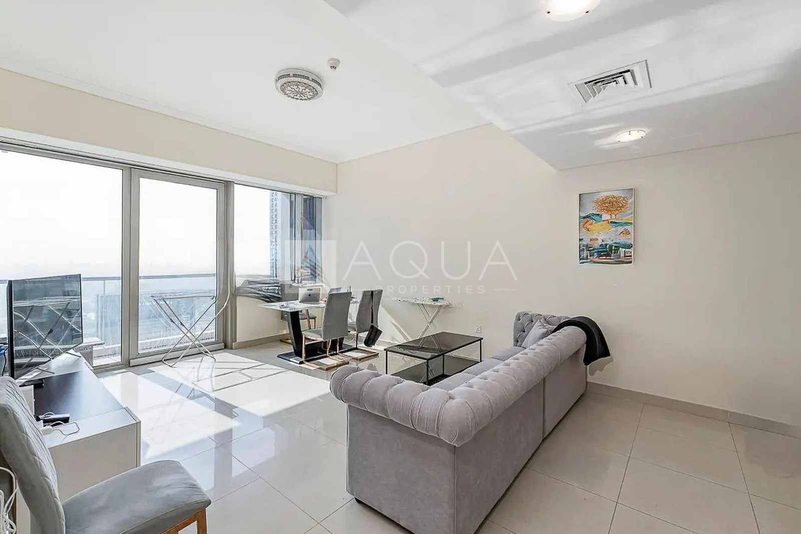 Fully Furnished l High Floor l Sea View 