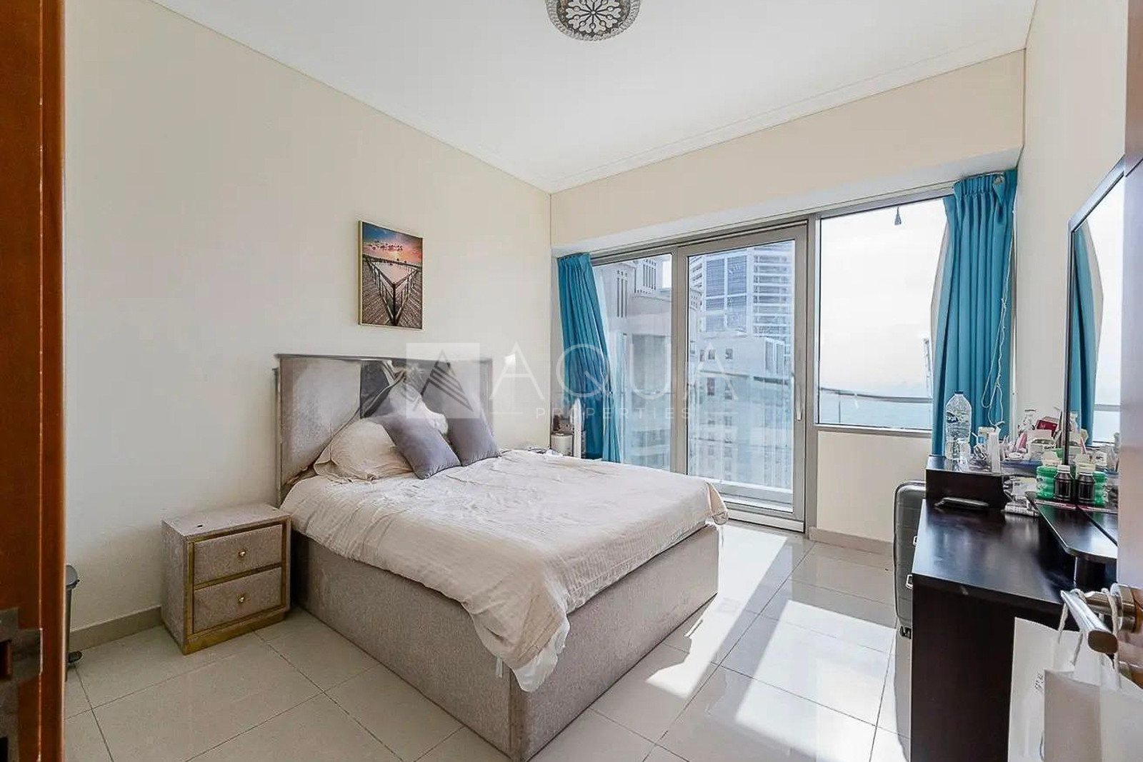 Fully Furnished l High Floor l Sea View 