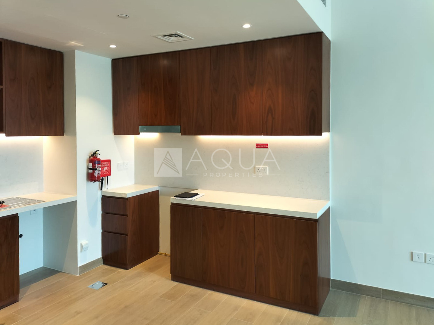 Premium Apartment | Unfurnished | Stunning Pool View