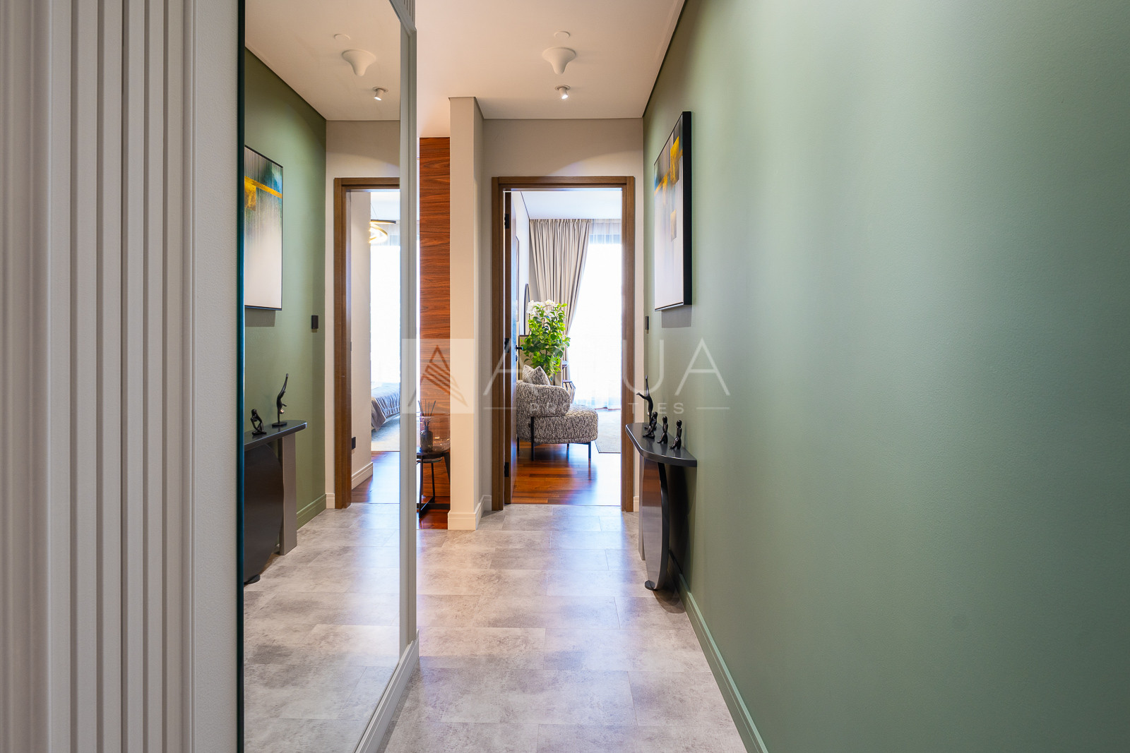 Turnkey | Premium Upgrades | 1,066 sq.ft.