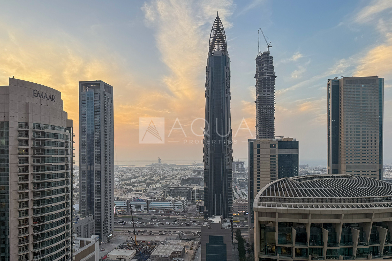 Fully Furnished | Mid Floor | City & Sea View