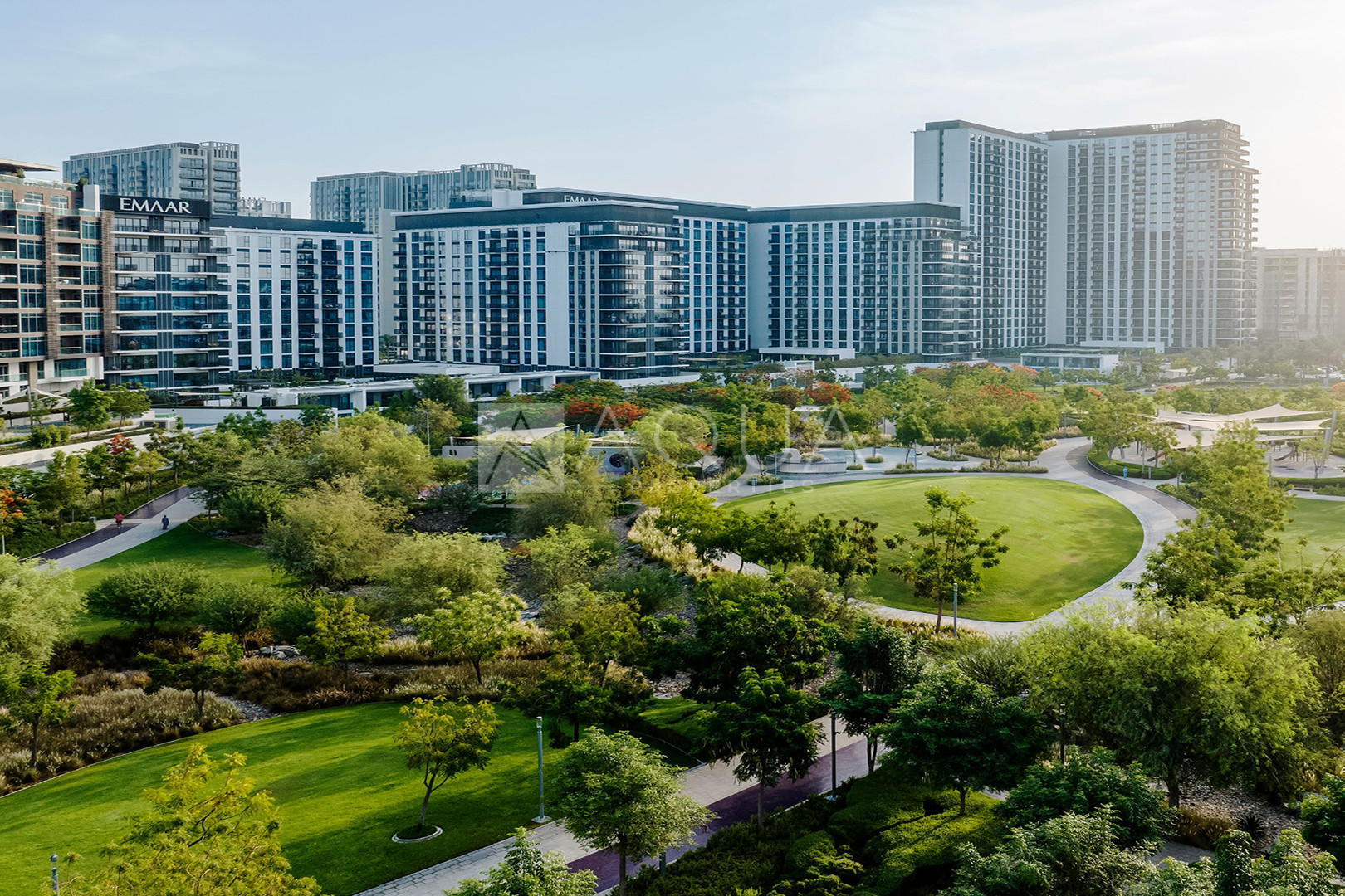 POOL & PARK VIEW | BRANDED | PARK ACCESS