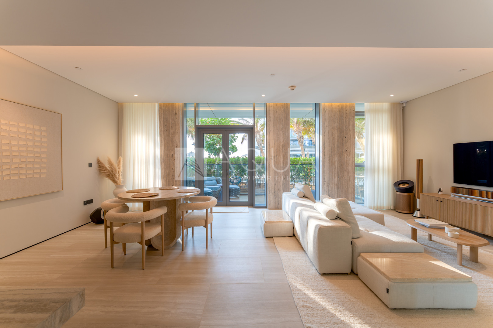 Natural Traverine Interior | Spacious Layout 