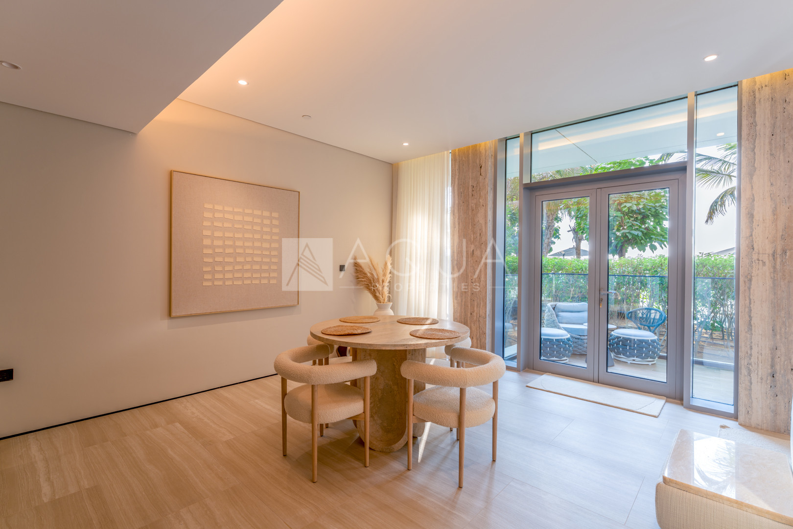 Natural Traverine Interior | Spacious Layout 