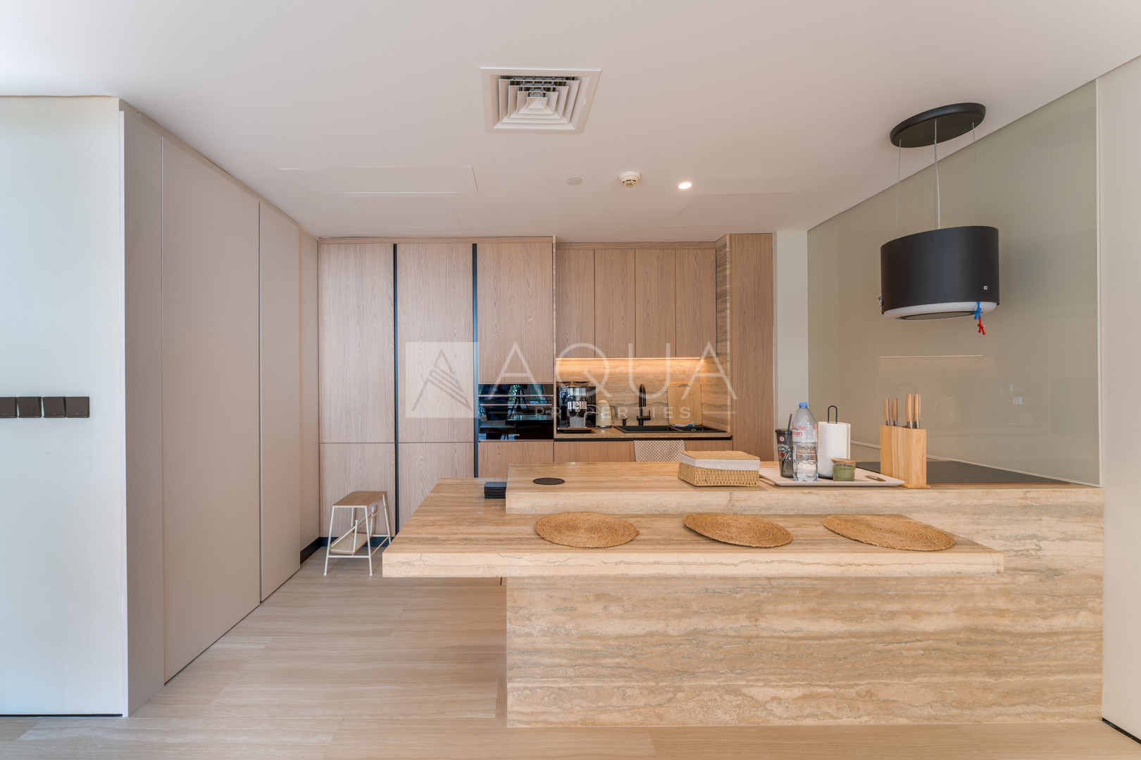 Natural Traverine Interior | Spacious Layout 