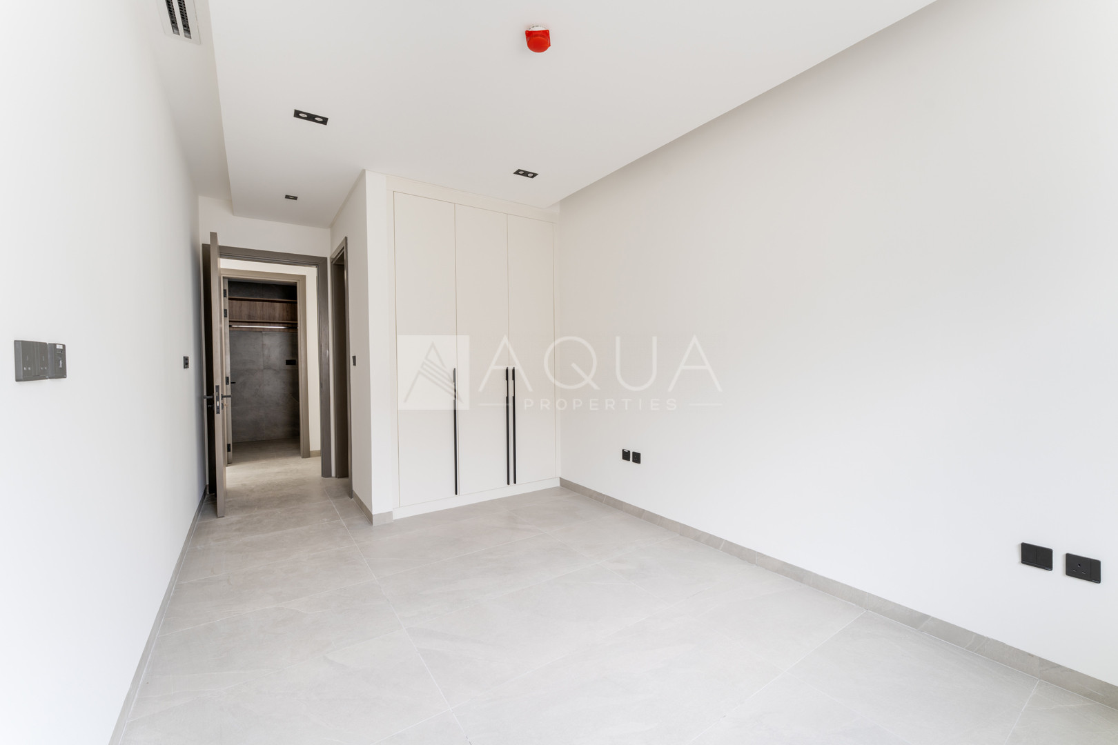 5BR l Huge Plot l Next to Pavilion l Smart