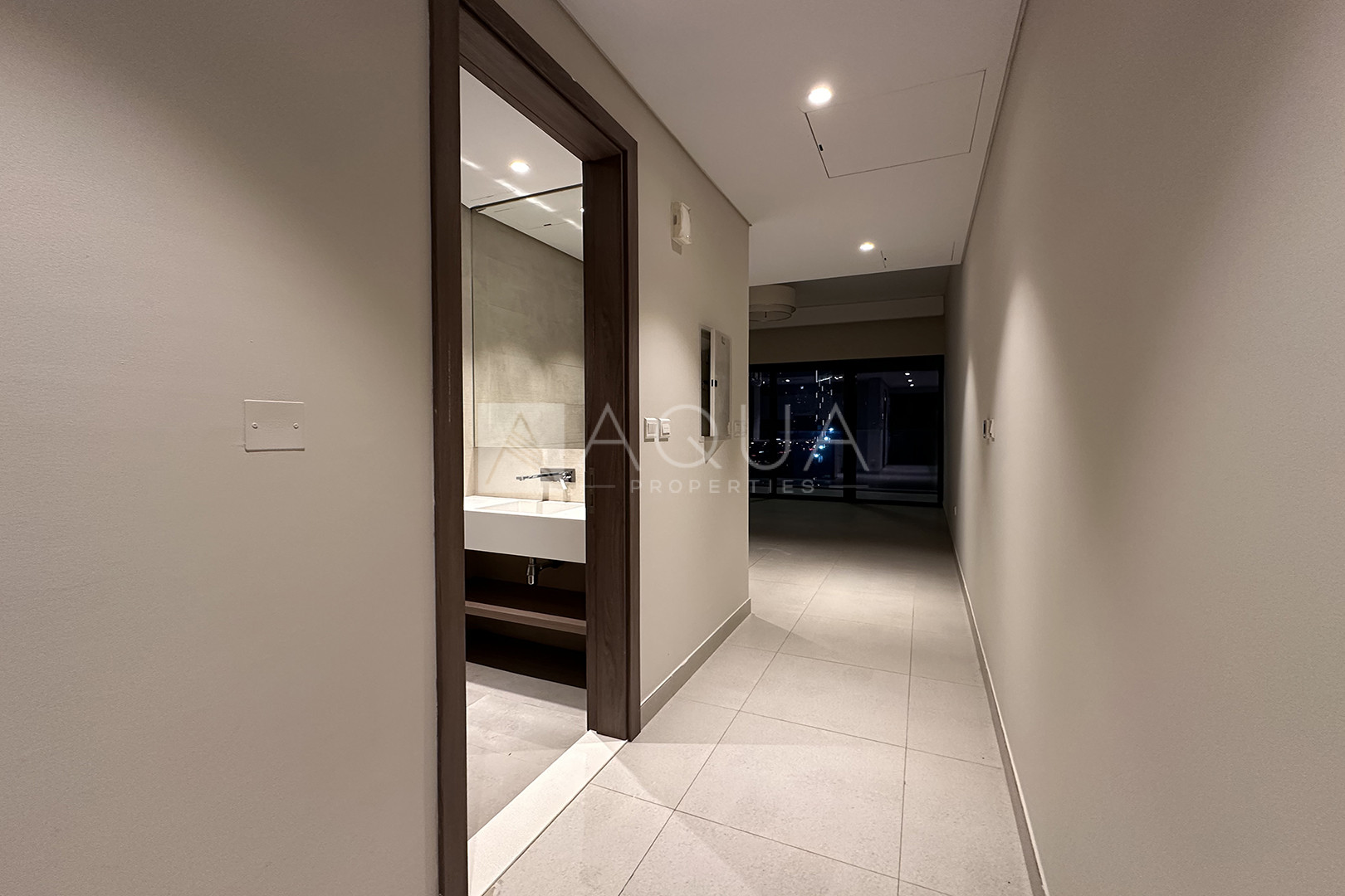 Burj Khalifa and Urban Park View | Vacant | 4 Cheques