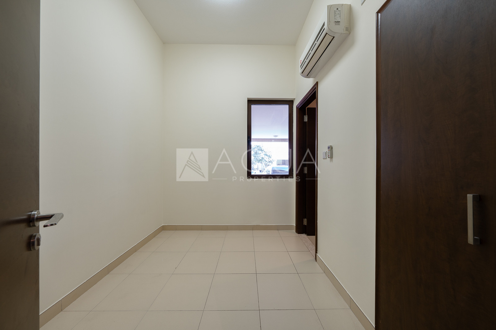 Vacant | Unfurnished | 3 Beds Plus Maids Room