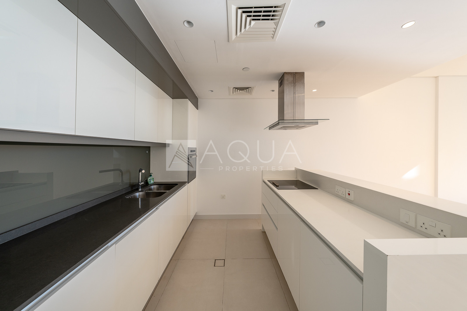 Full Sea View | Huge Layout | Unfurnished