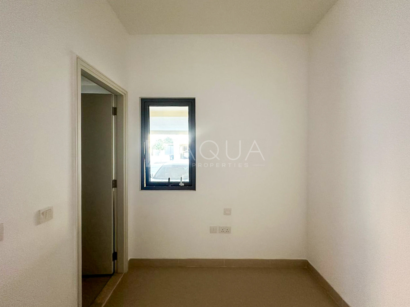 Corner 2E I Backing Green Belt I Vacant 