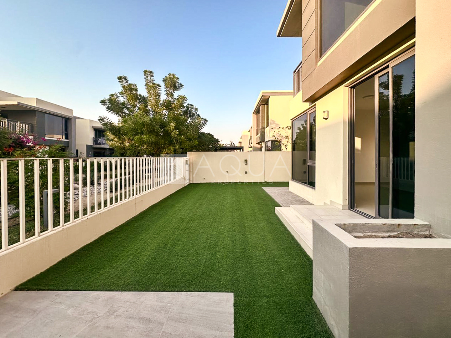 Corner 2E I Backing Green Belt I Vacant 