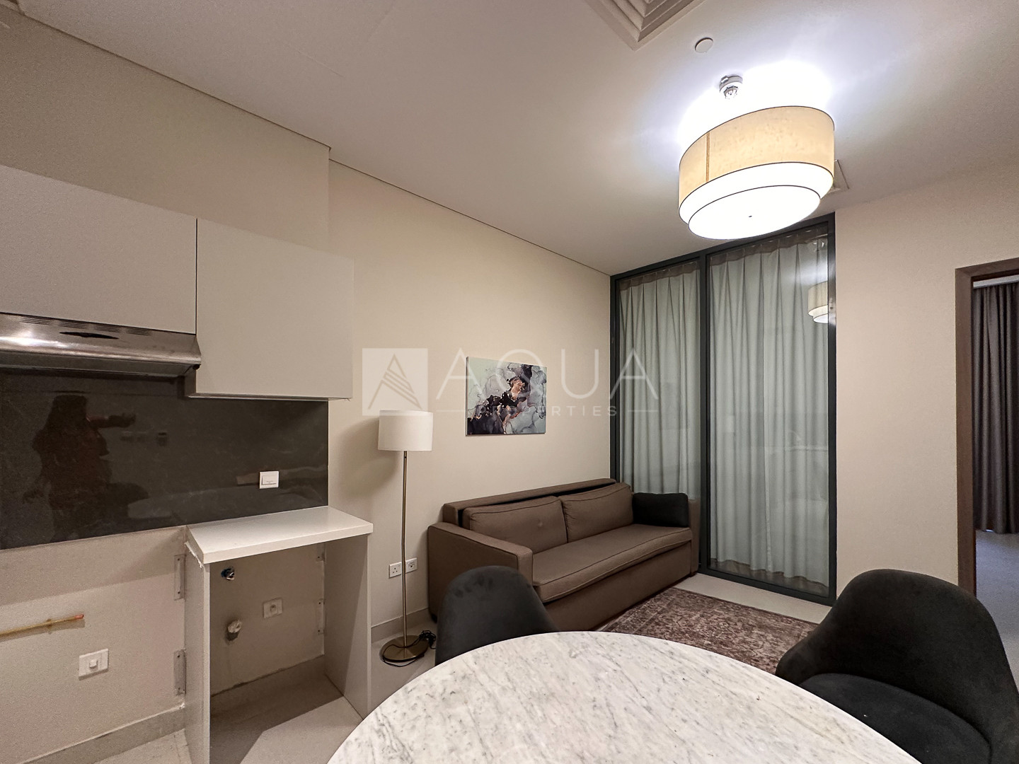 Fully Furnished | Community View | 4 Cheques 