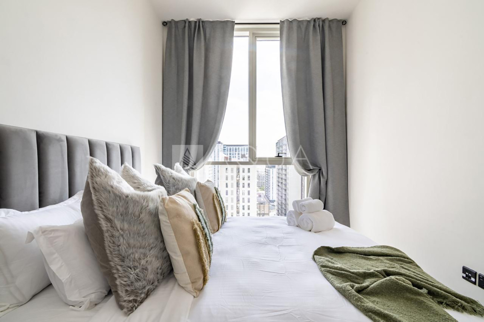 Beautifully Furnished 2 Bedroom | High Floor