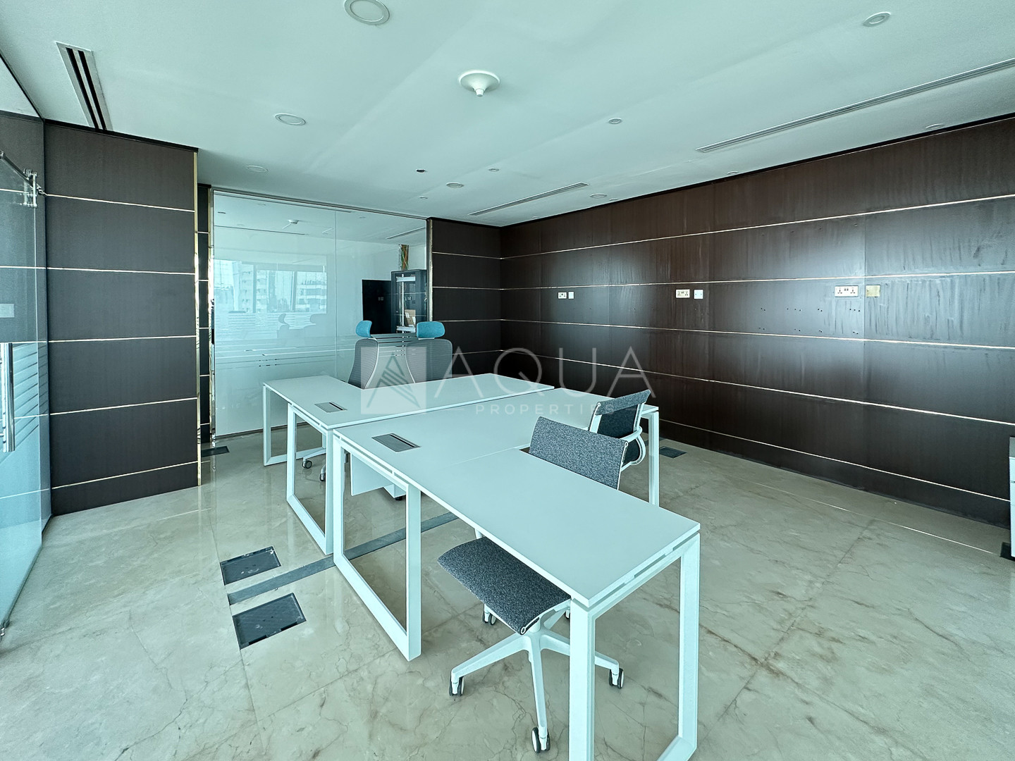 Fully Furnished | Glass Partitions | Vacant