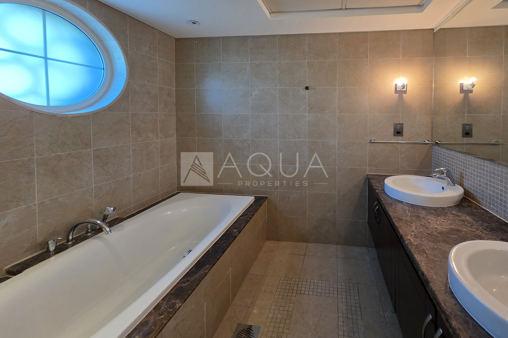 Large Corner Plot | Vacant | Private Pool 