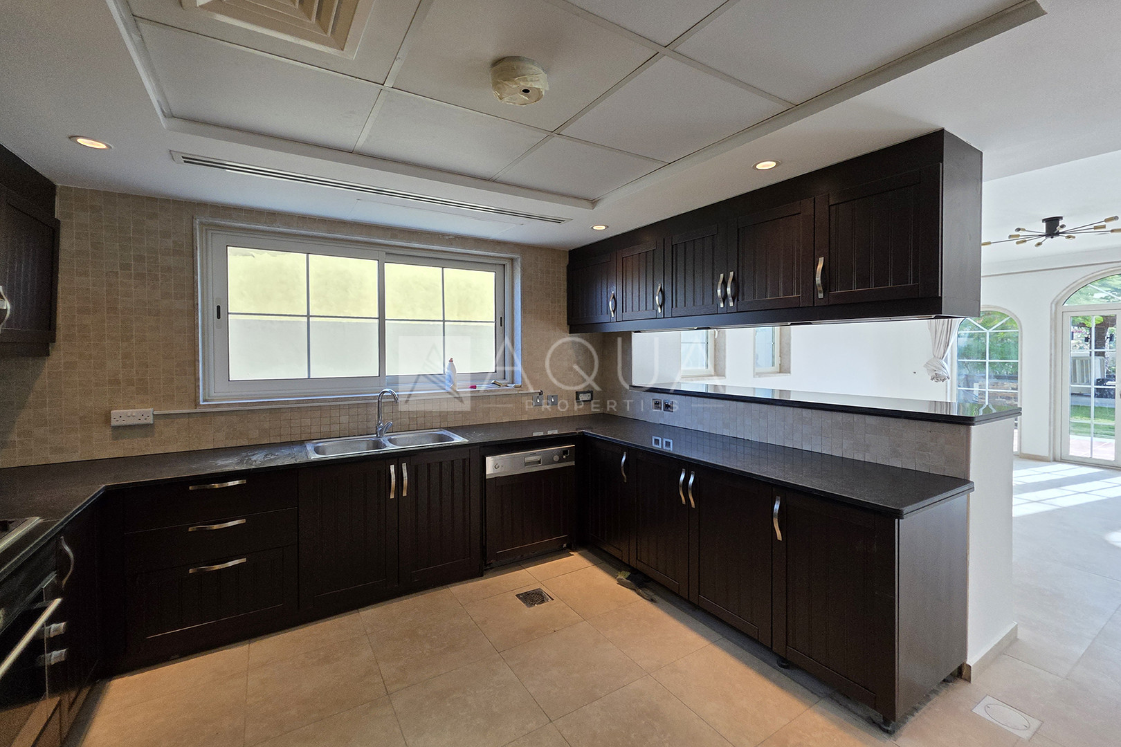 Large Corner Plot | Vacant | Private Pool 