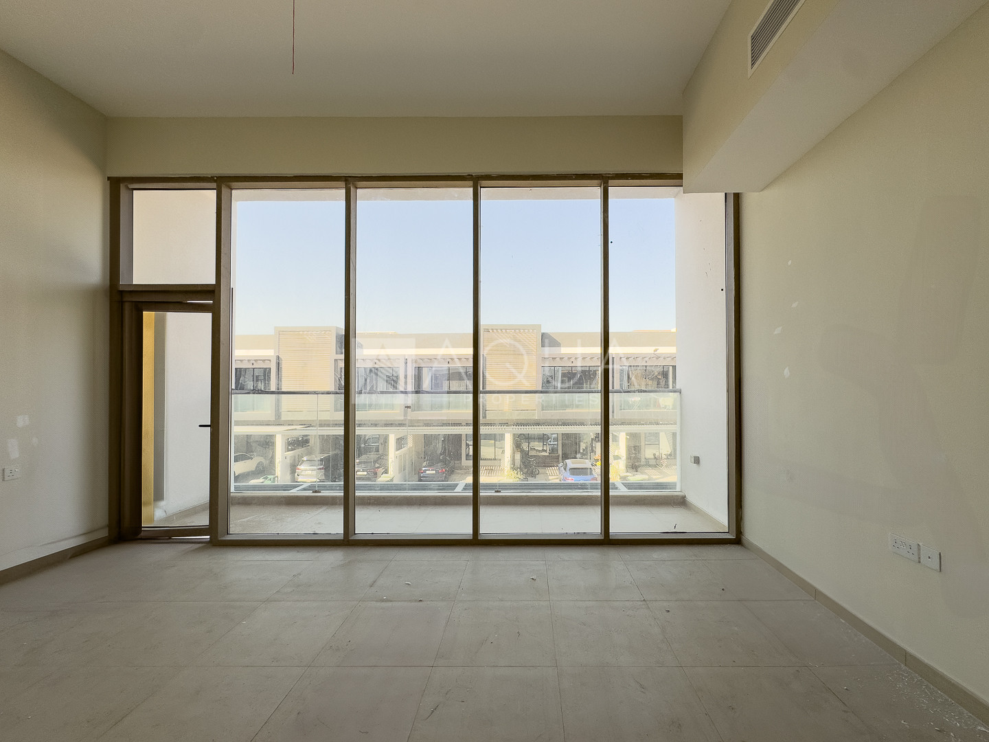 Single Row | Vacant | Type B            