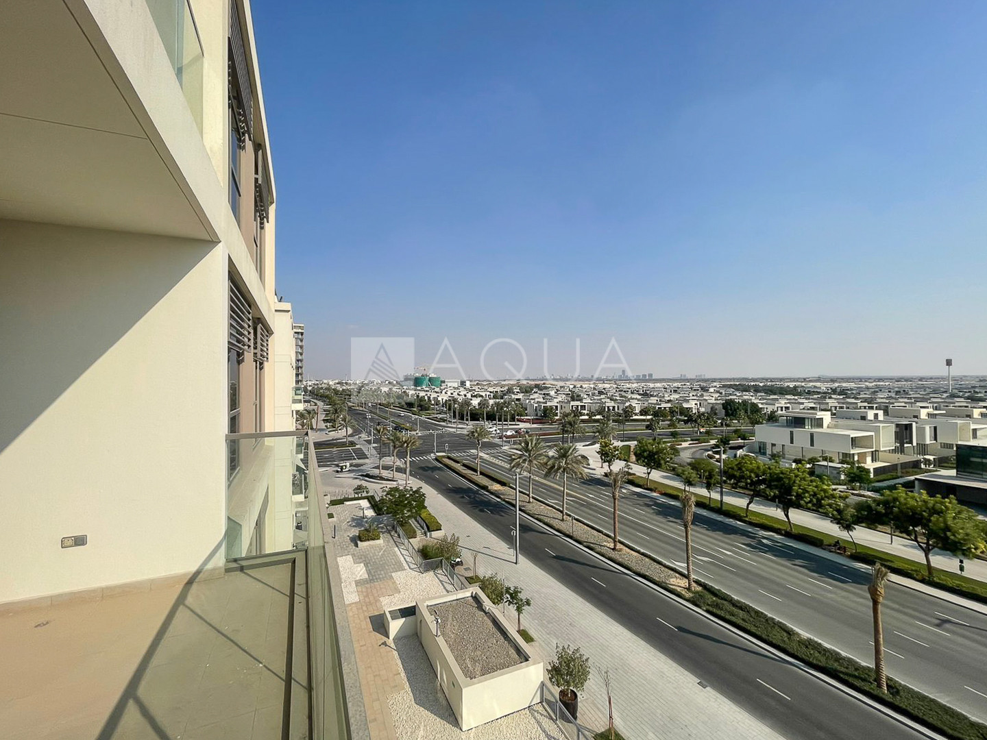 Vacant | Corner Unit | Direct Park Access