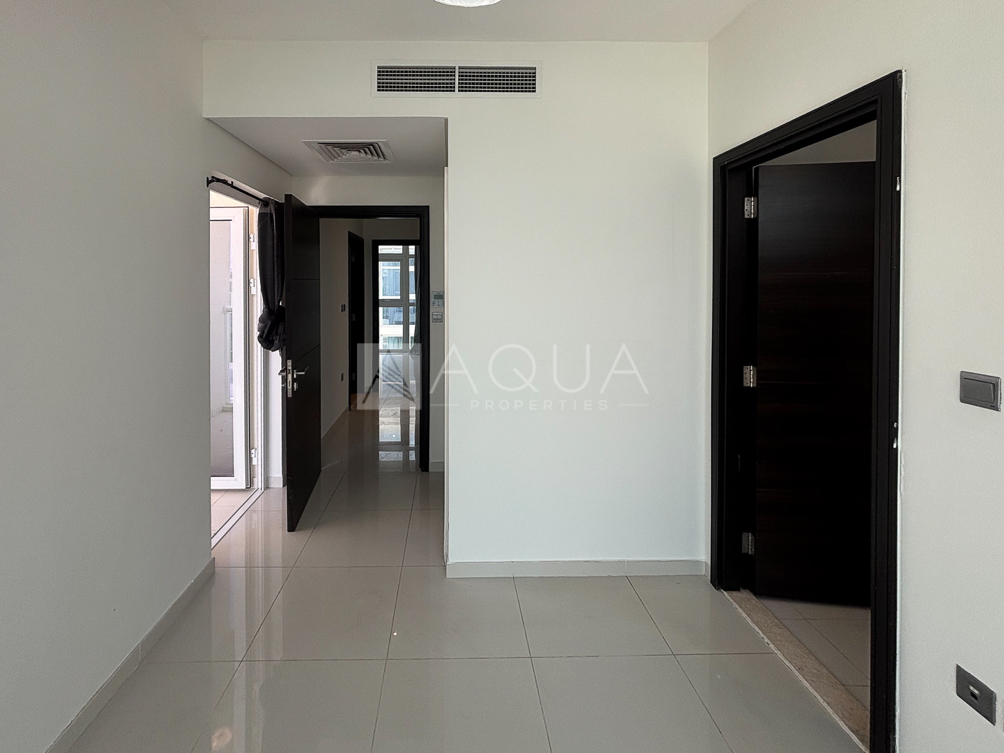 Live Better | 3BR Corner  Garden |Vardon