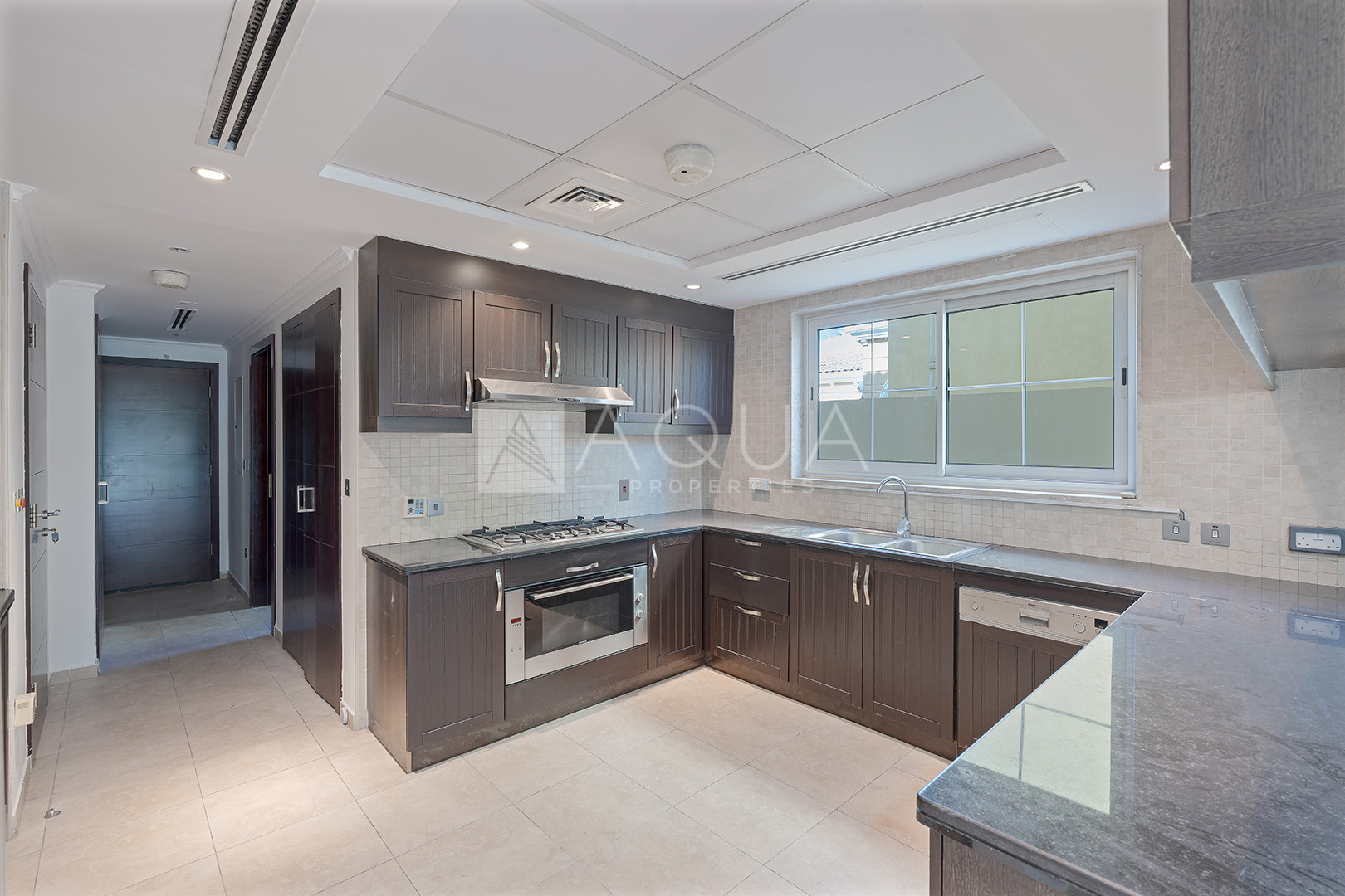 Large Corner Plot | Vacant | Private Pool 