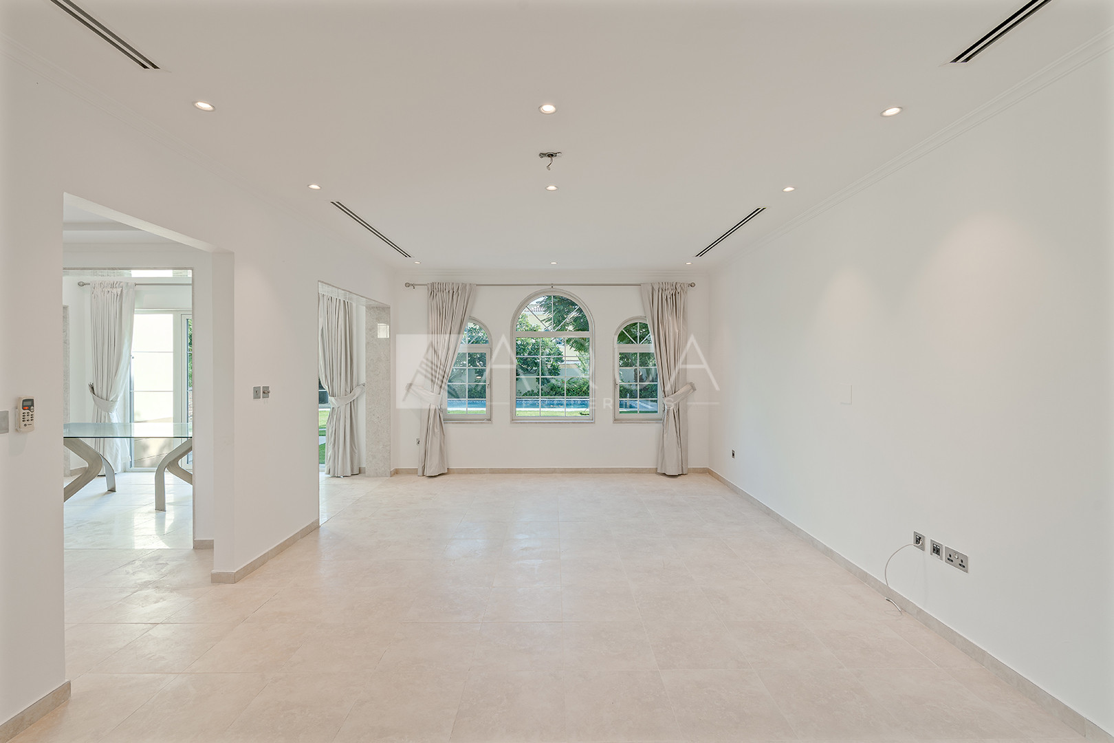 Large Corner Plot | Vacant | Private Pool 