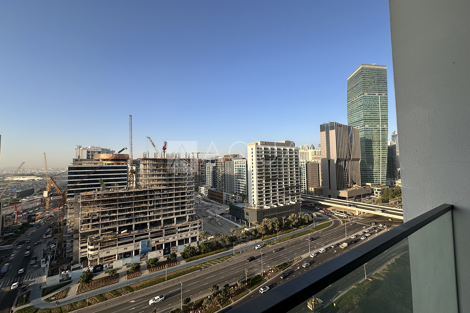 Vacant Studio | Community View | 4 Cheques