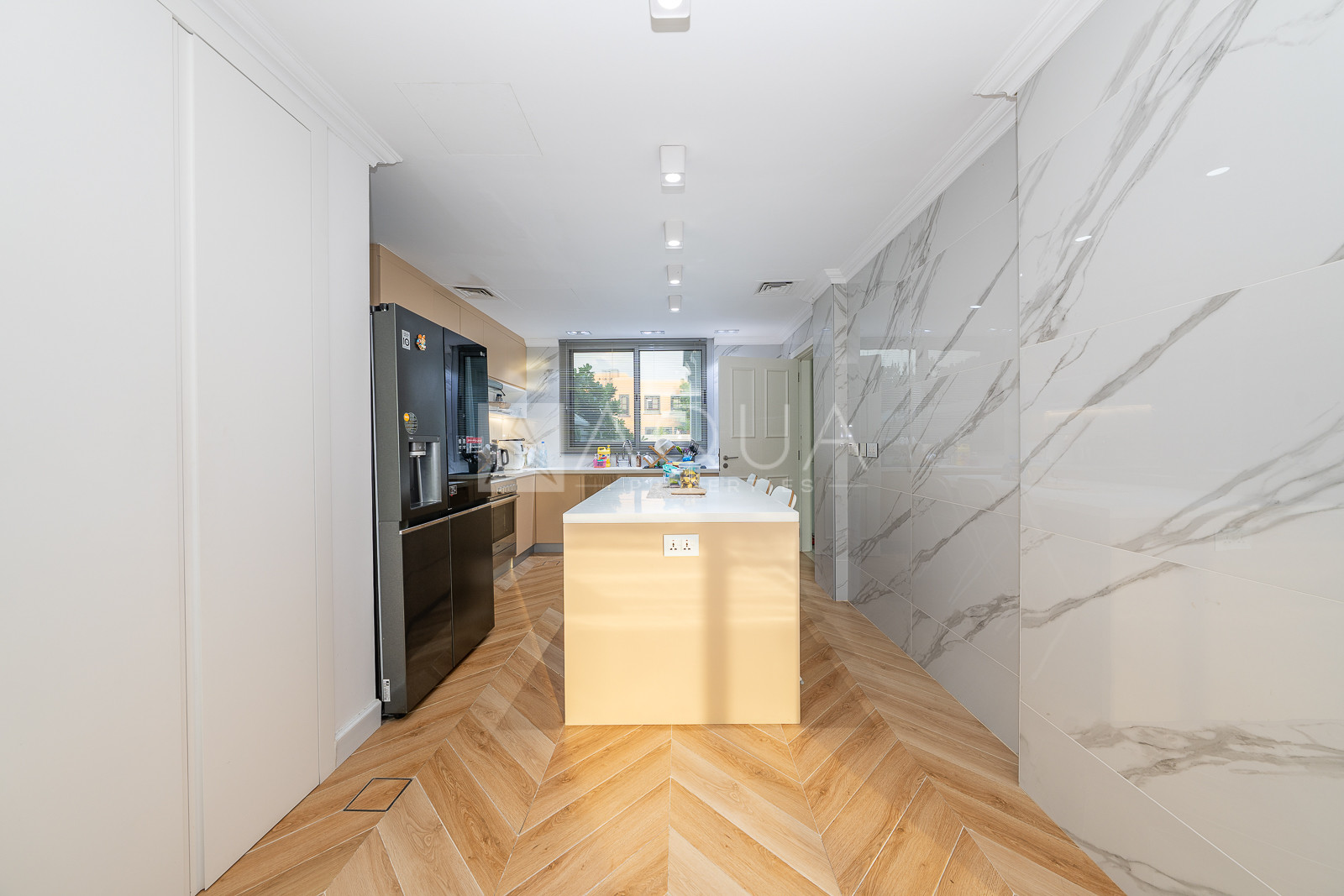 SINGLE ROW | UPGRADED | VOT | BIG PLOT  