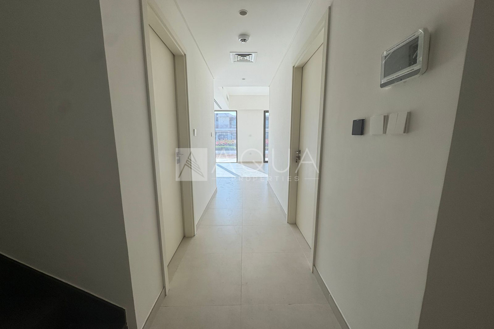 SINGLE ROW | PARK FACING | BRAND NEW    