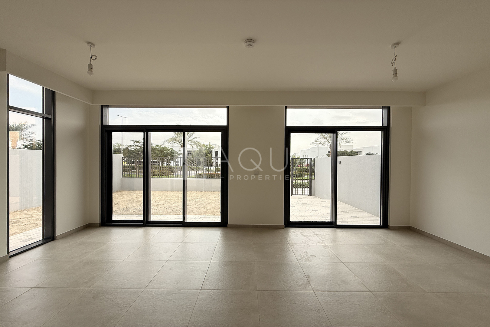 BRAND NEW | READY TO MOVE IN| ONE CHEQUE