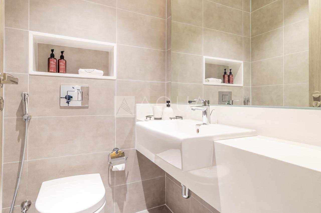 Elegant Lagoon-View Living in Mohammed Bin Rashid City