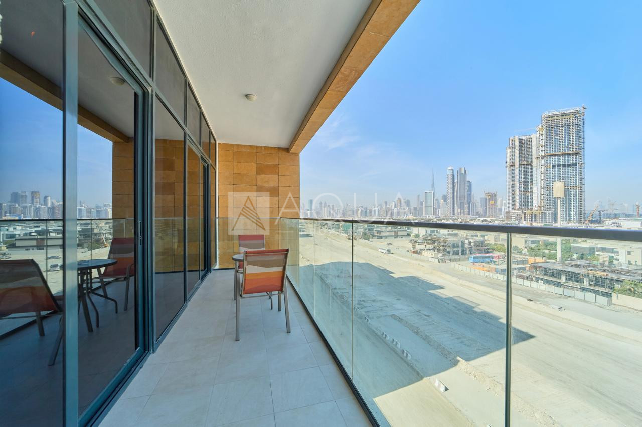  Lagoon & Burj Khalifa Views in Azizi Riviera