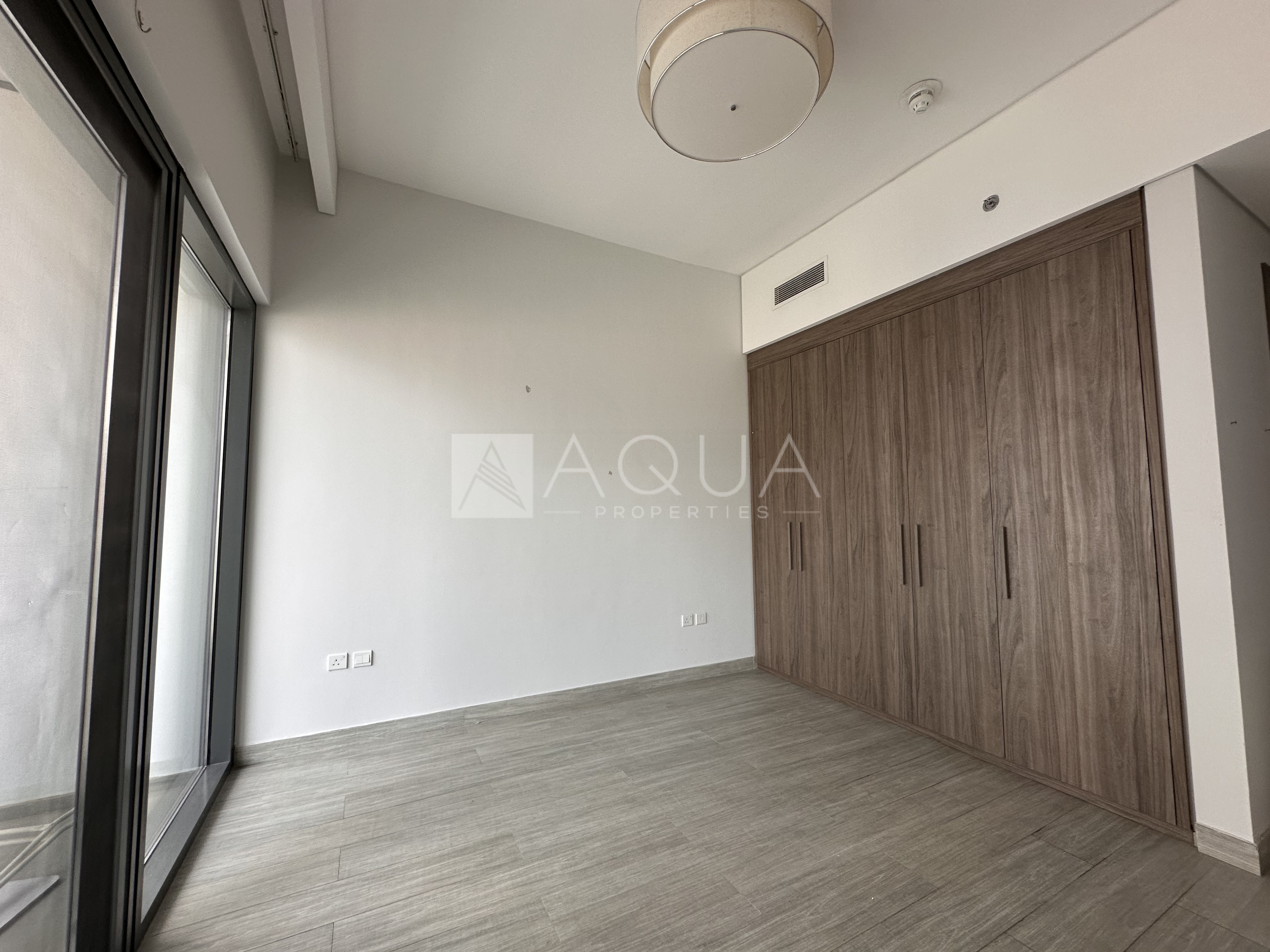 Open Kitchen Layout | Burj Khalifa & Urban Park View | 4 Cheques