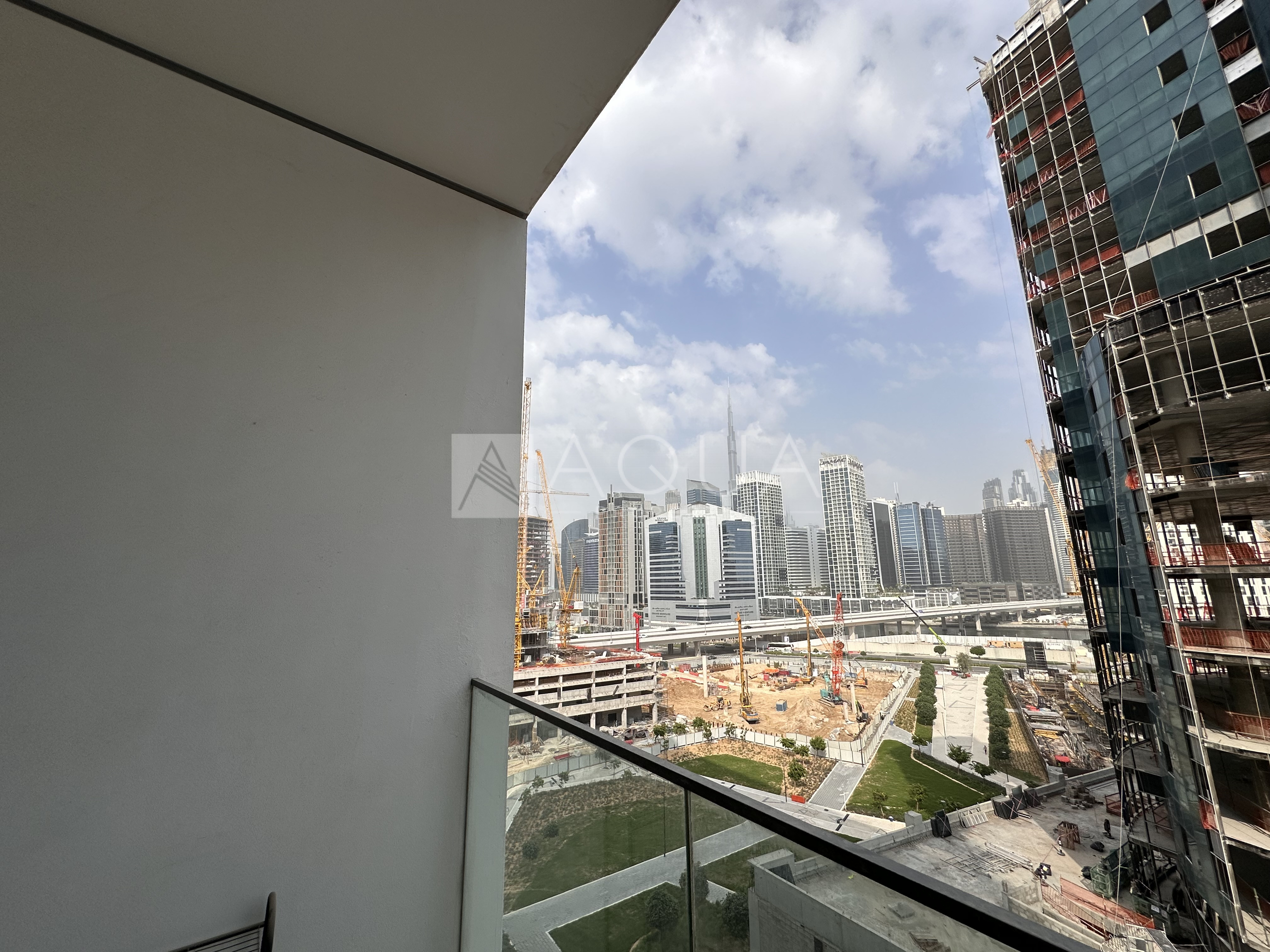 Open Kitchen Layout | Burj Khalifa & Urban Park View | 4 Cheques