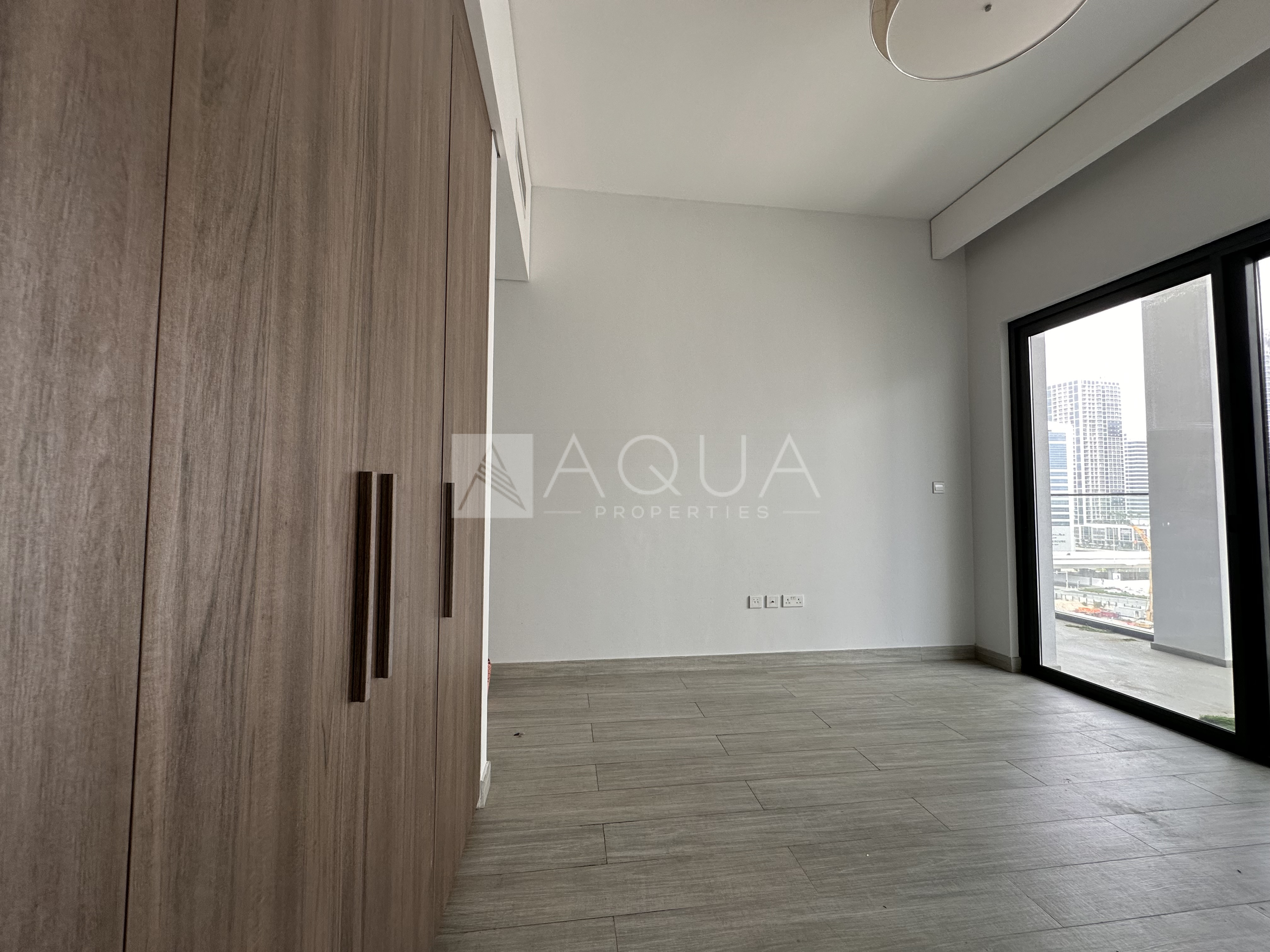 Open Kitchen Layout | Burj Khalifa & Urban Park View | 4 Cheques