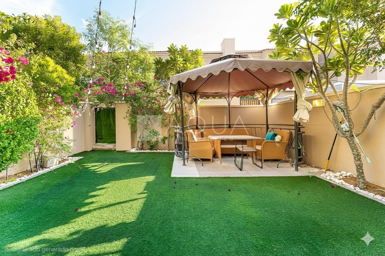 Spacious  l Bright and Open Layout l VOT