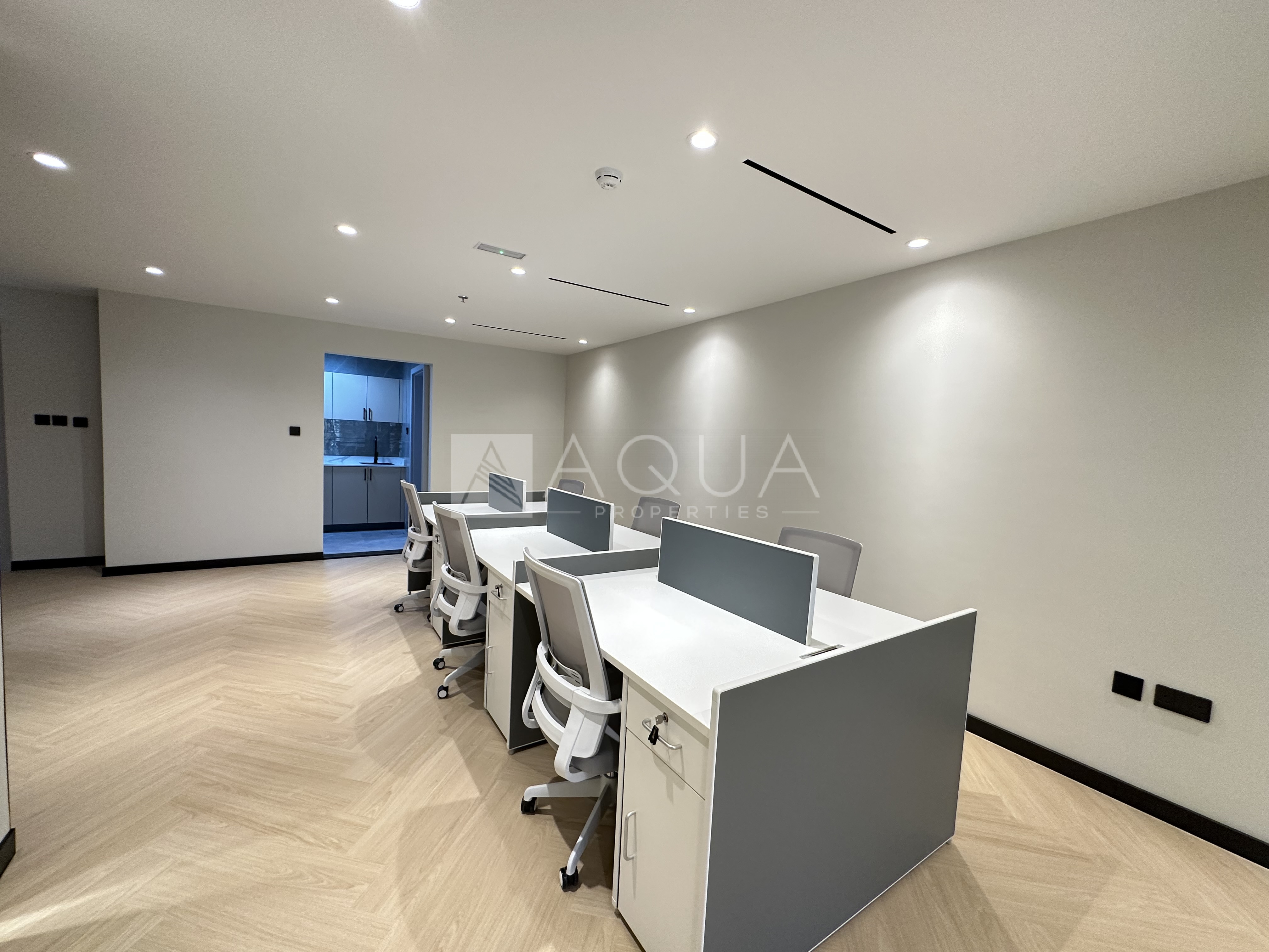 Luxury Office | Furnished | Vacant | Close to Metro