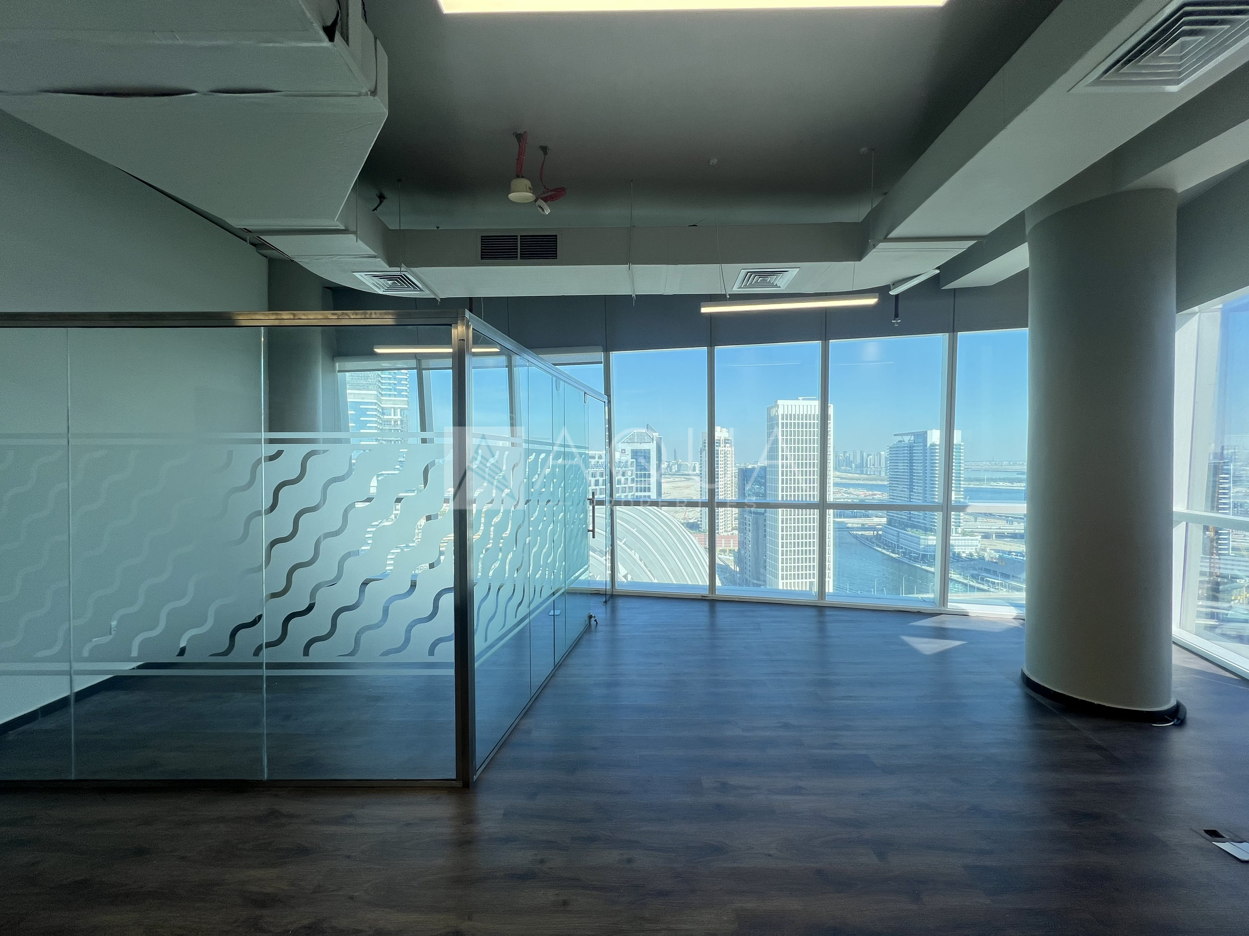 High Floor | Prime Location | B2B Tower | Office