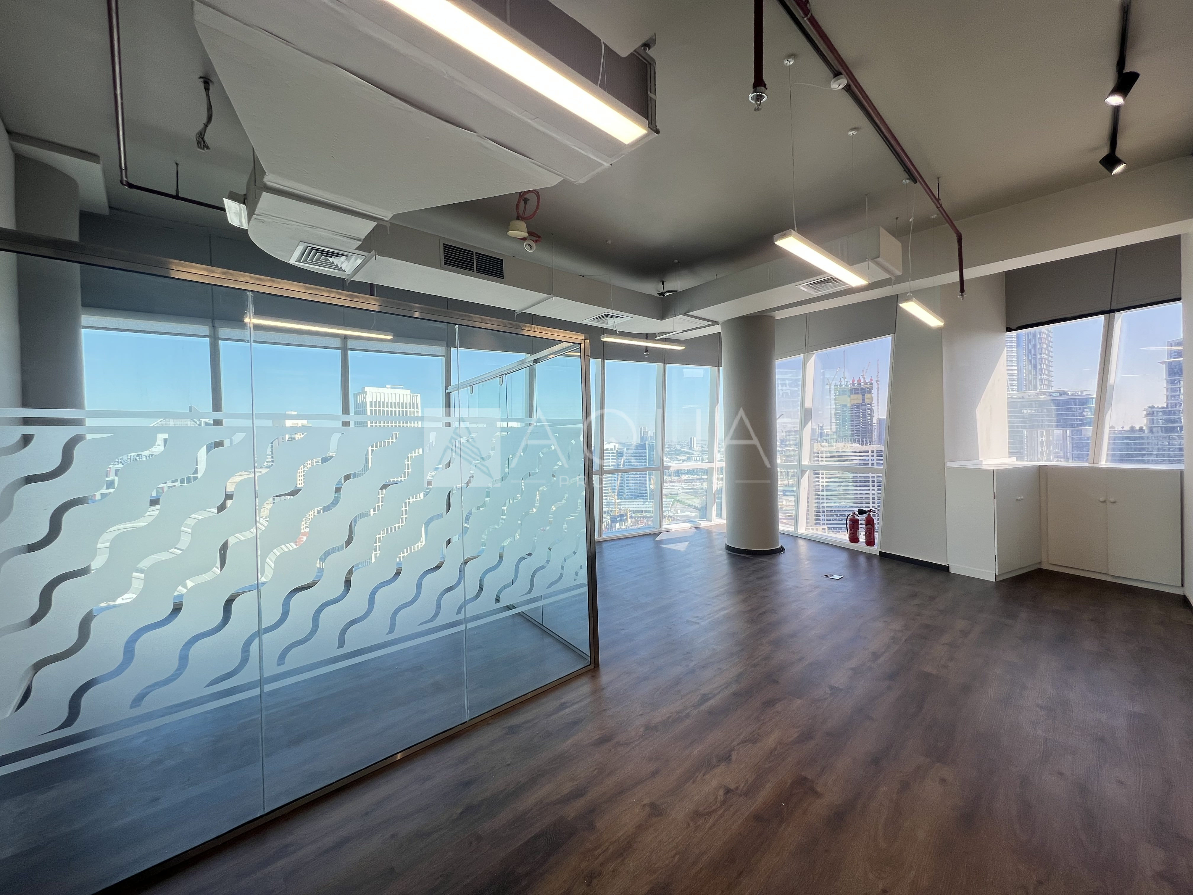 High Floor | Prime Location | B2B Tower | Office