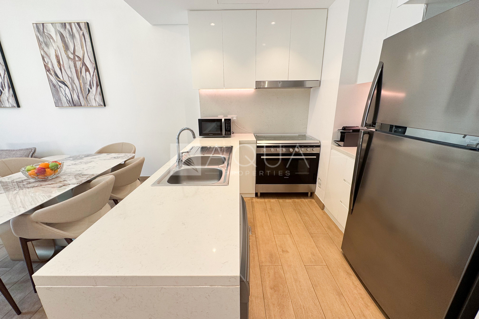 Stylish Unit | Upgraded Kitchen | Beach Access