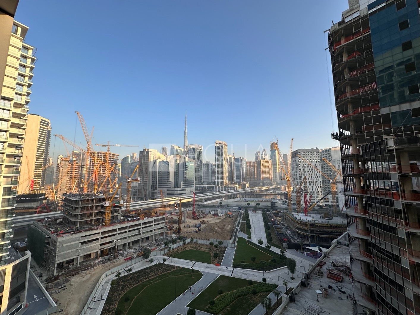 Burj Khalifa & Canal View | Vacant | 4 Cheques