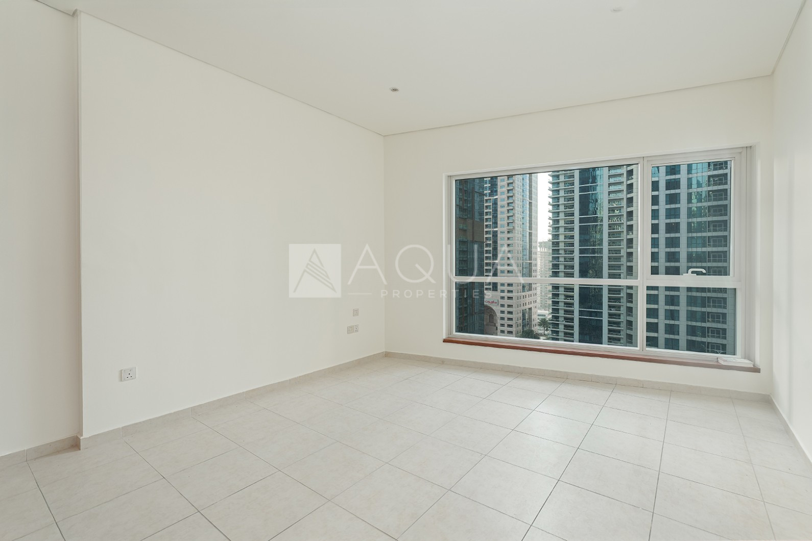 Spacious Layout | Vacant and Ready | Investor deal